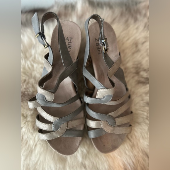 Naturalizer sandals - Picture 2 of 11